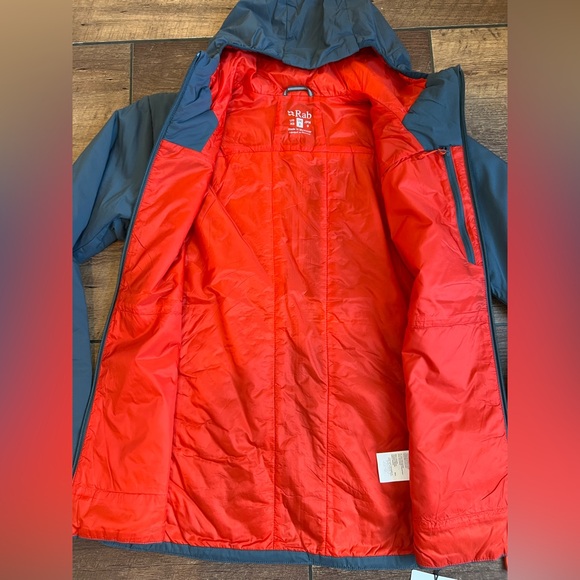 Rab women’s Xenair Alpine Light Jacket NWT - Picture 3 of 4